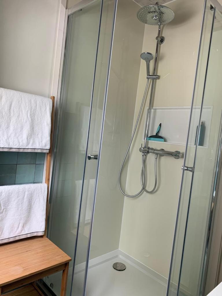 Vakantiehuis In Friesland Voor De Hele Familie Huns المظهر الخارجي الصورة